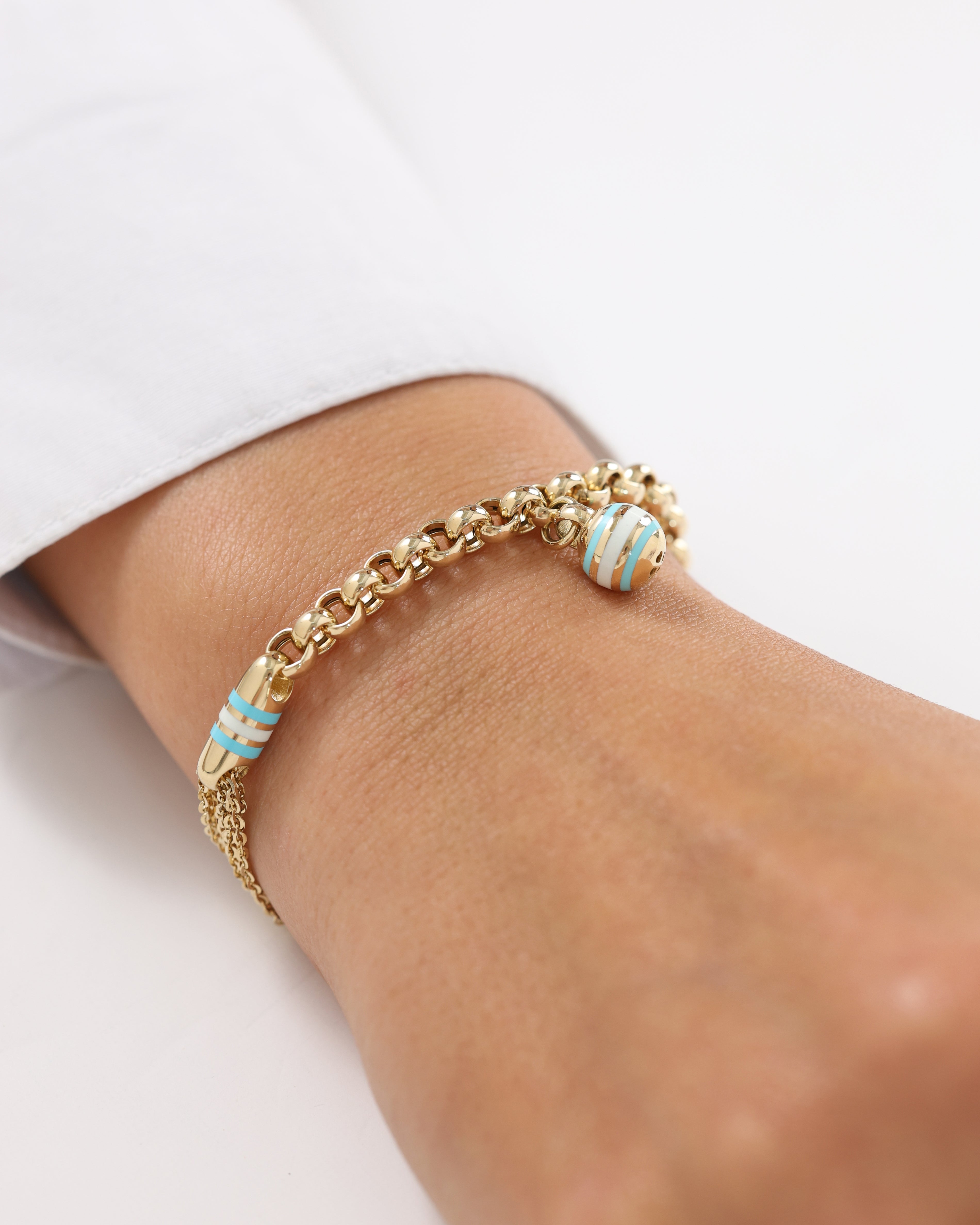 Cetaş Eterna Mavi Çizgili Charm 14 Ayar Altın Bileklik