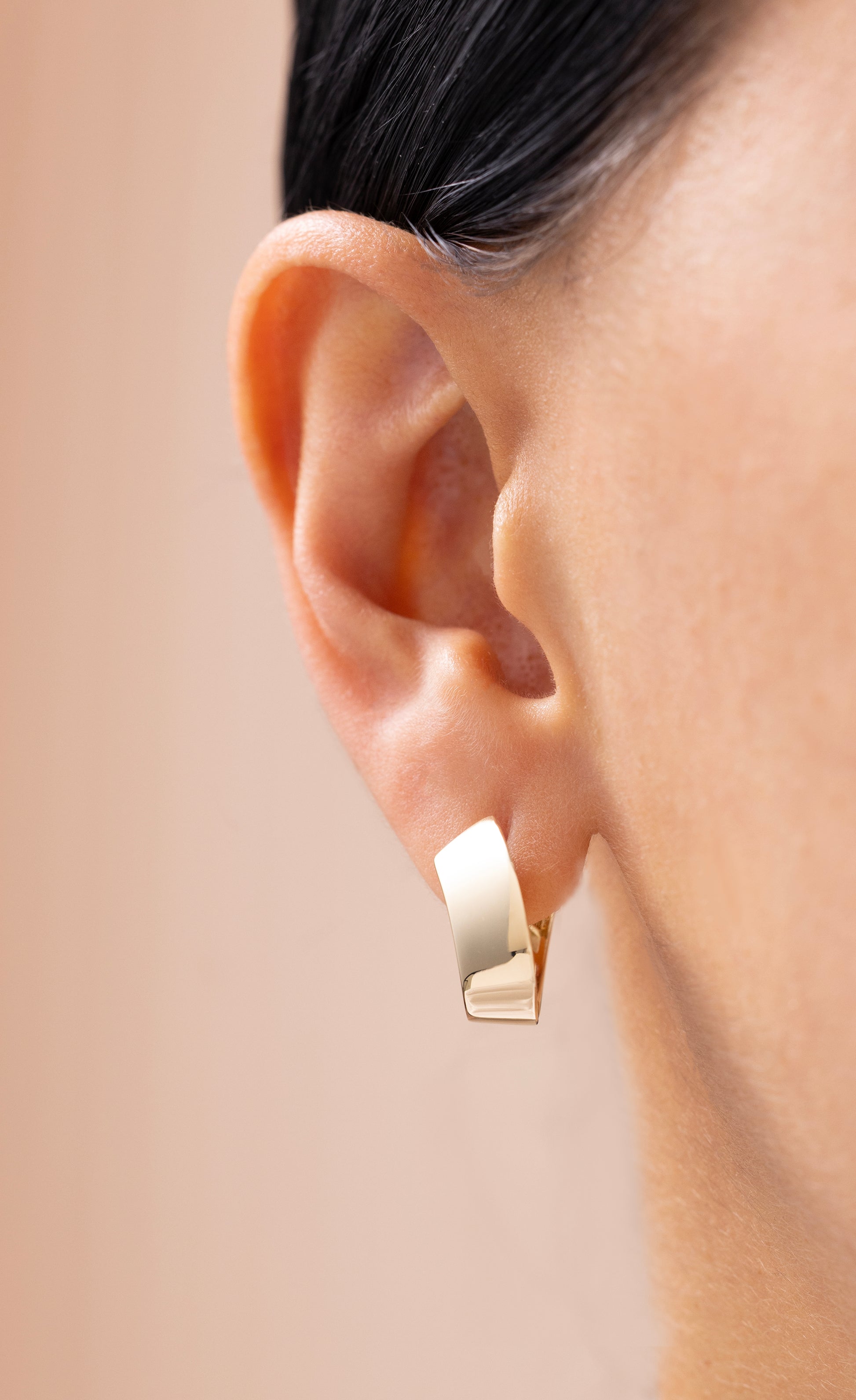 Cetaş Eterna Burgulu 14 Ayar Altın Küpe