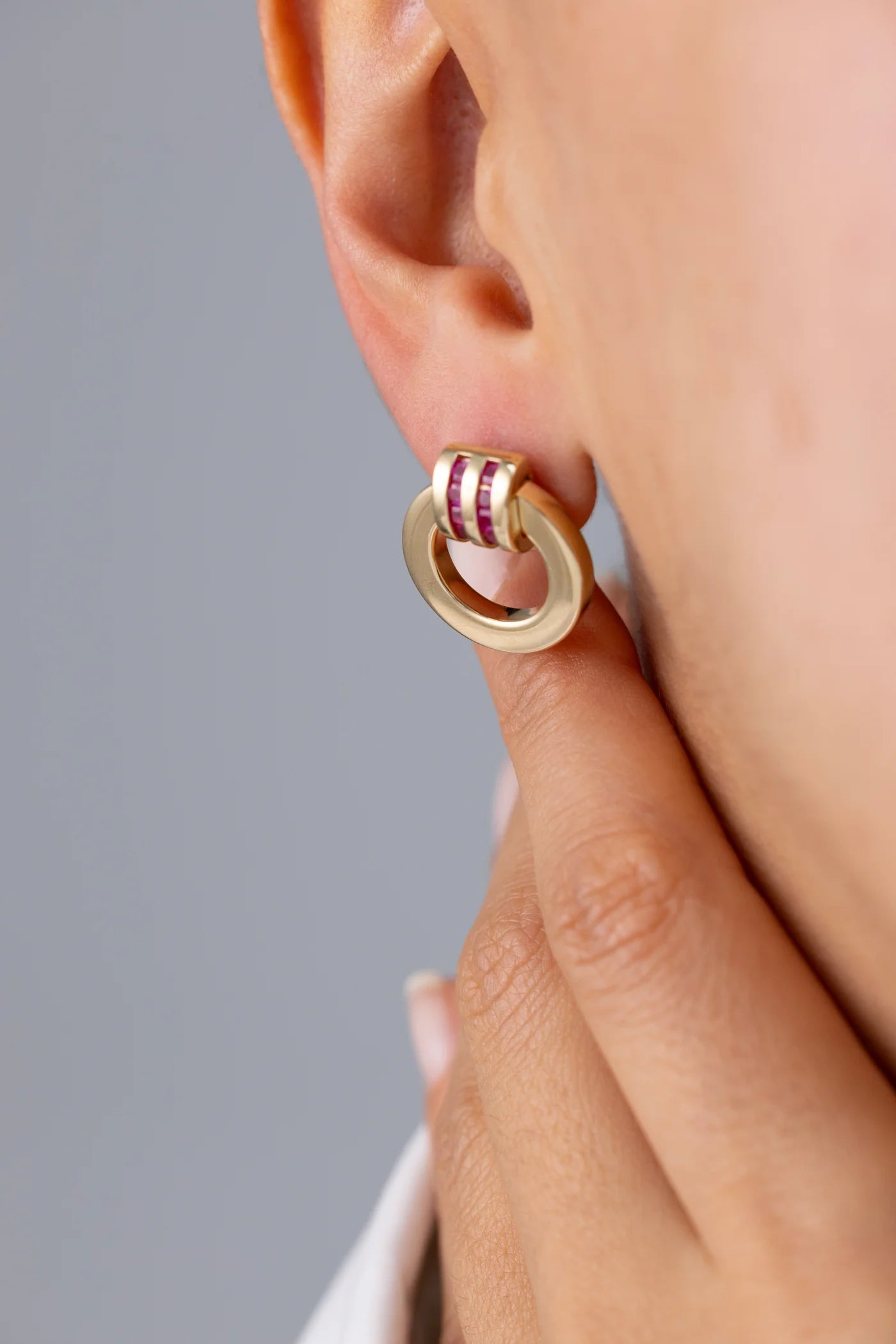 Cetaş Eterna Kırmızı 14 Ayar Altın Küpe