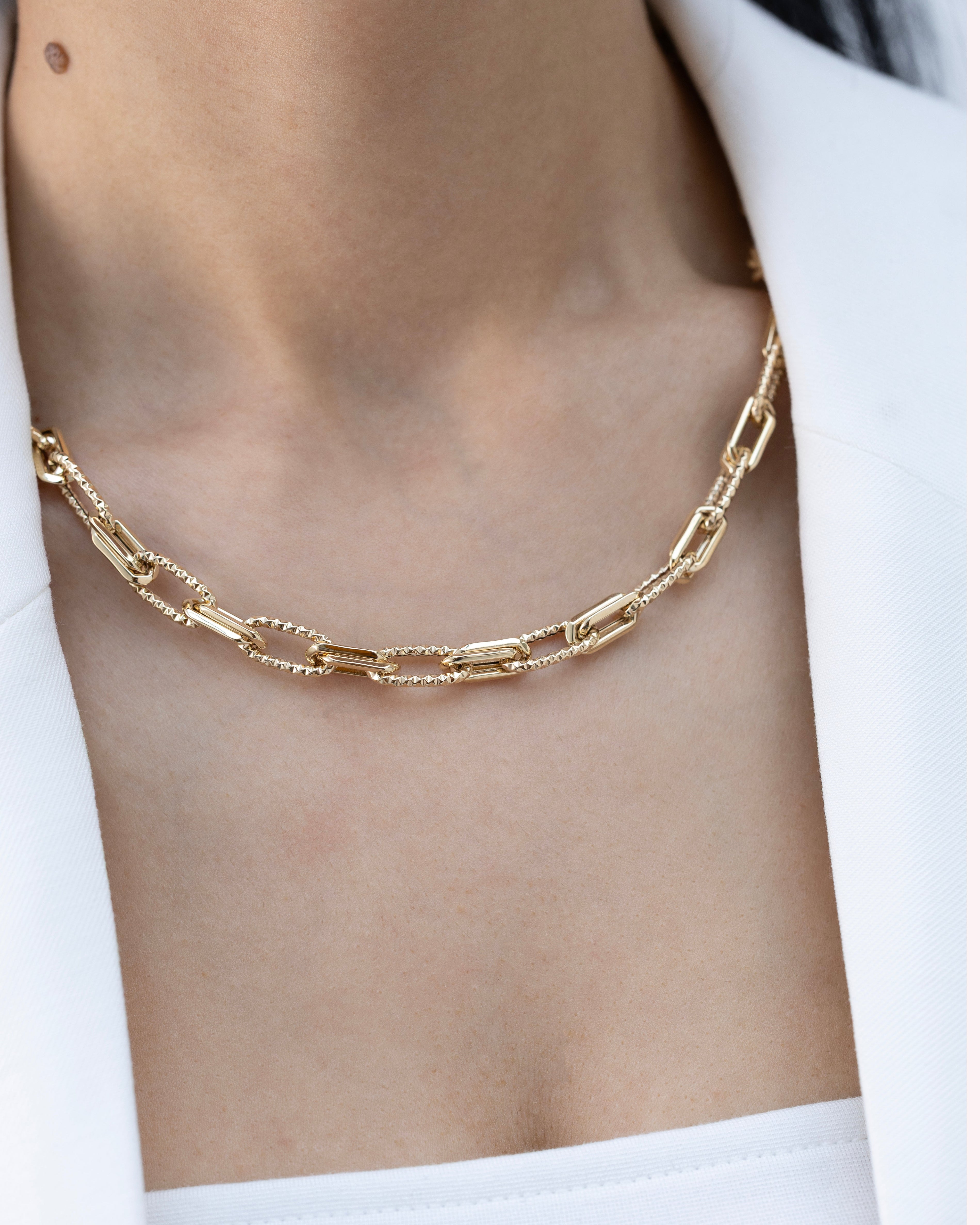 Cetaş Eterna Modern Tasarım 14 Ayar Altın Kolye