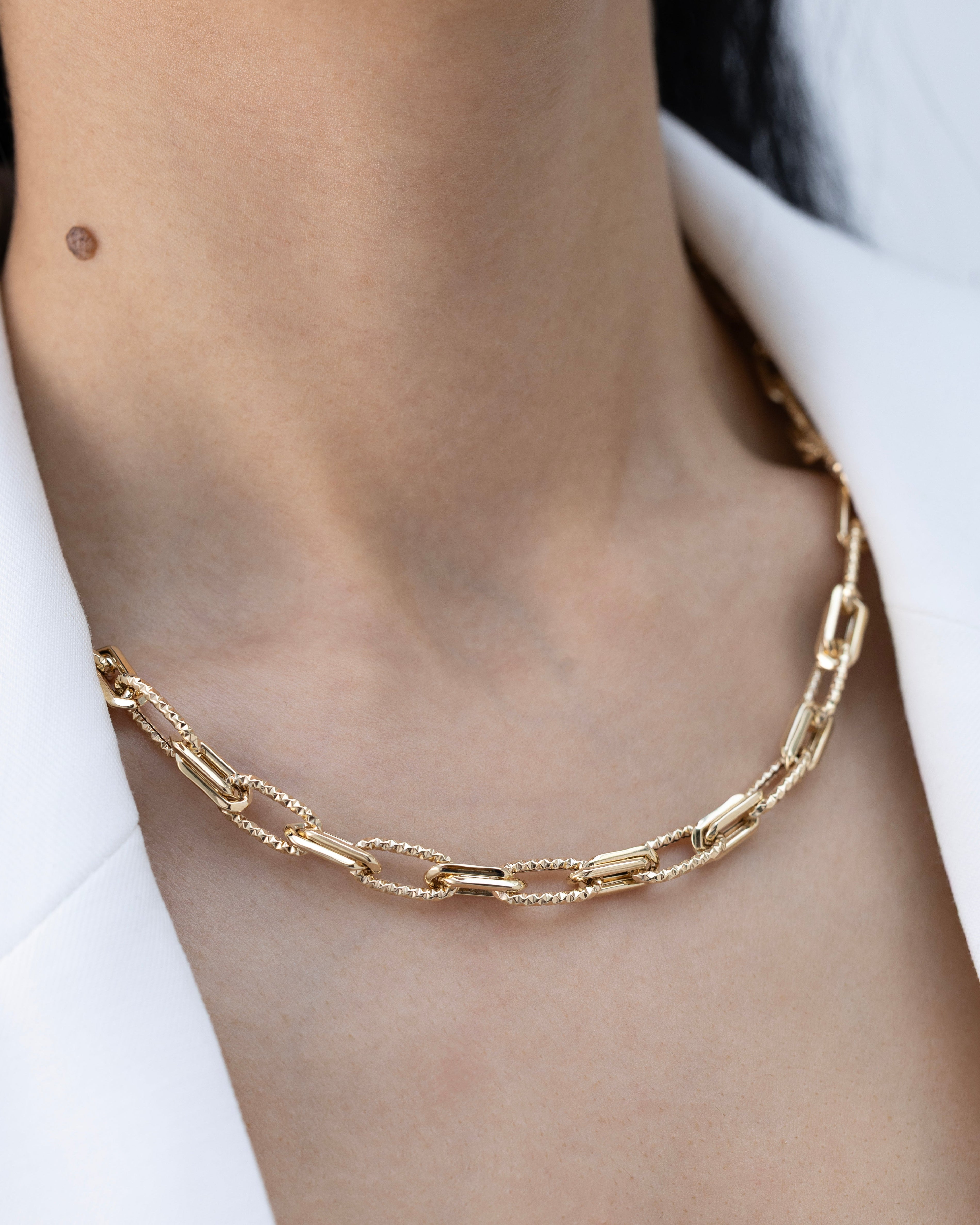 Cetaş Eterna Modern Tasarım 14 Ayar Altın Kolye