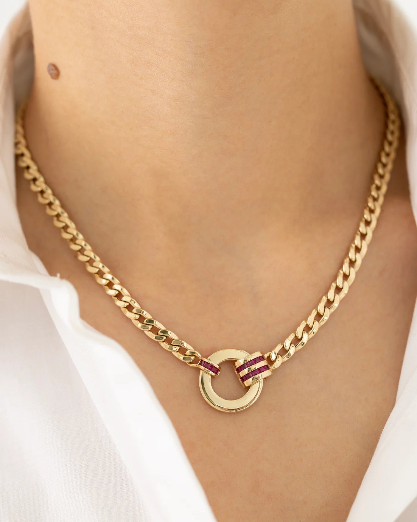 Cetaş Modern Kırmızı Işıltı 14 Ayar Alltın Kolye