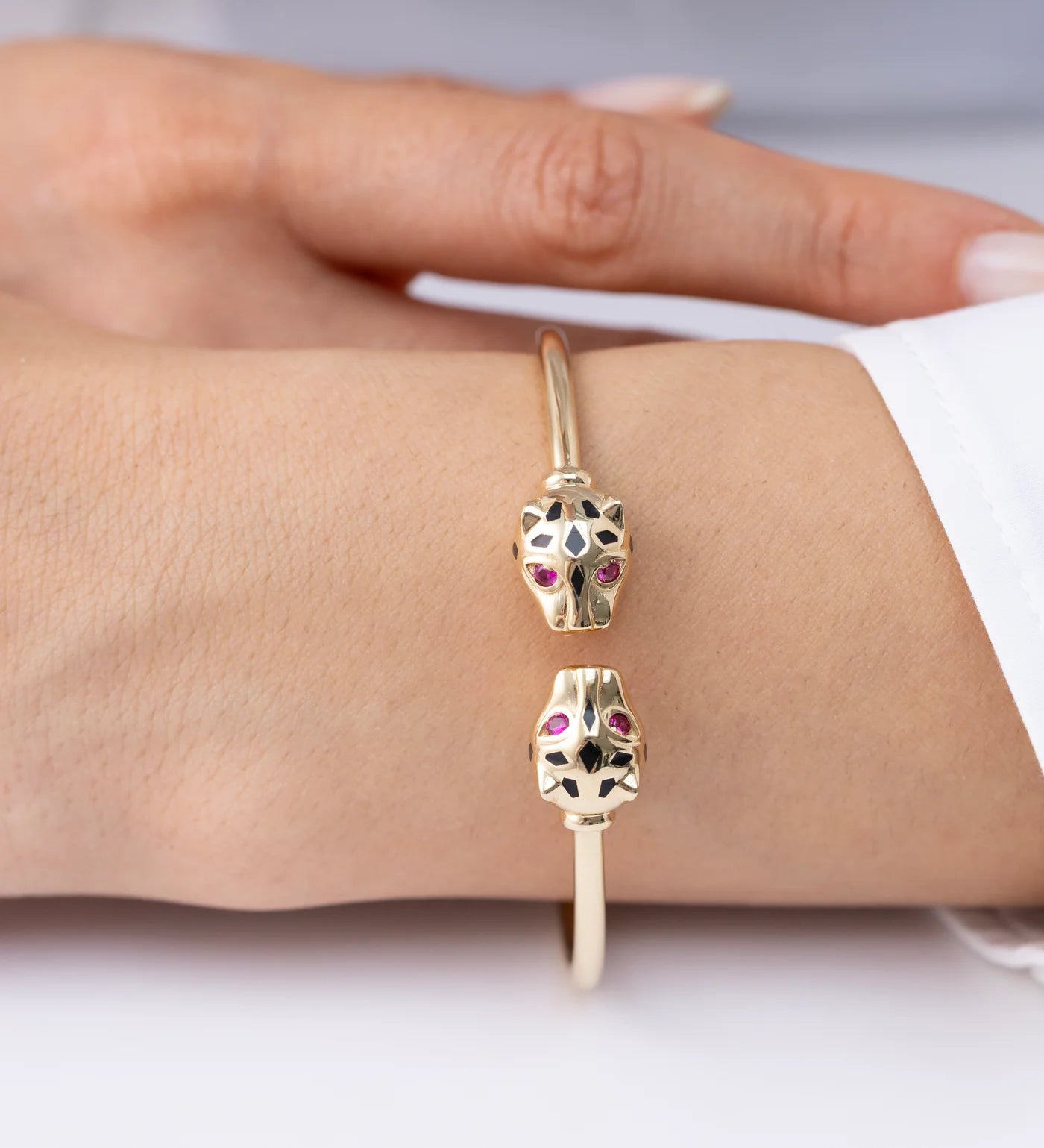 Cetaş Bir Dilek Tut İkonik Panter 14 Ayar Altın Kelepçe