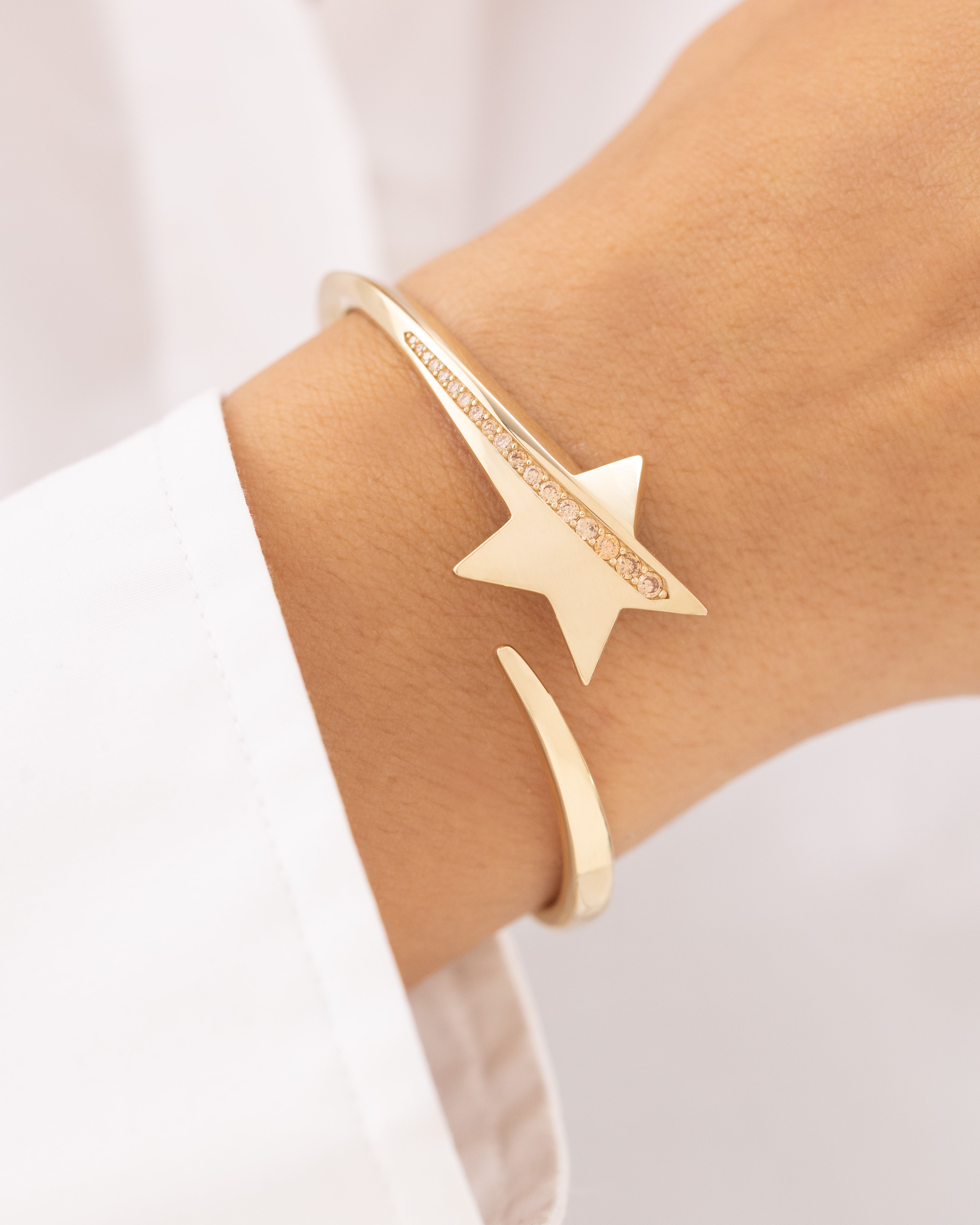 Cetaş Taşlı Yıldızlı 14 Ayar Altın Kelepçe