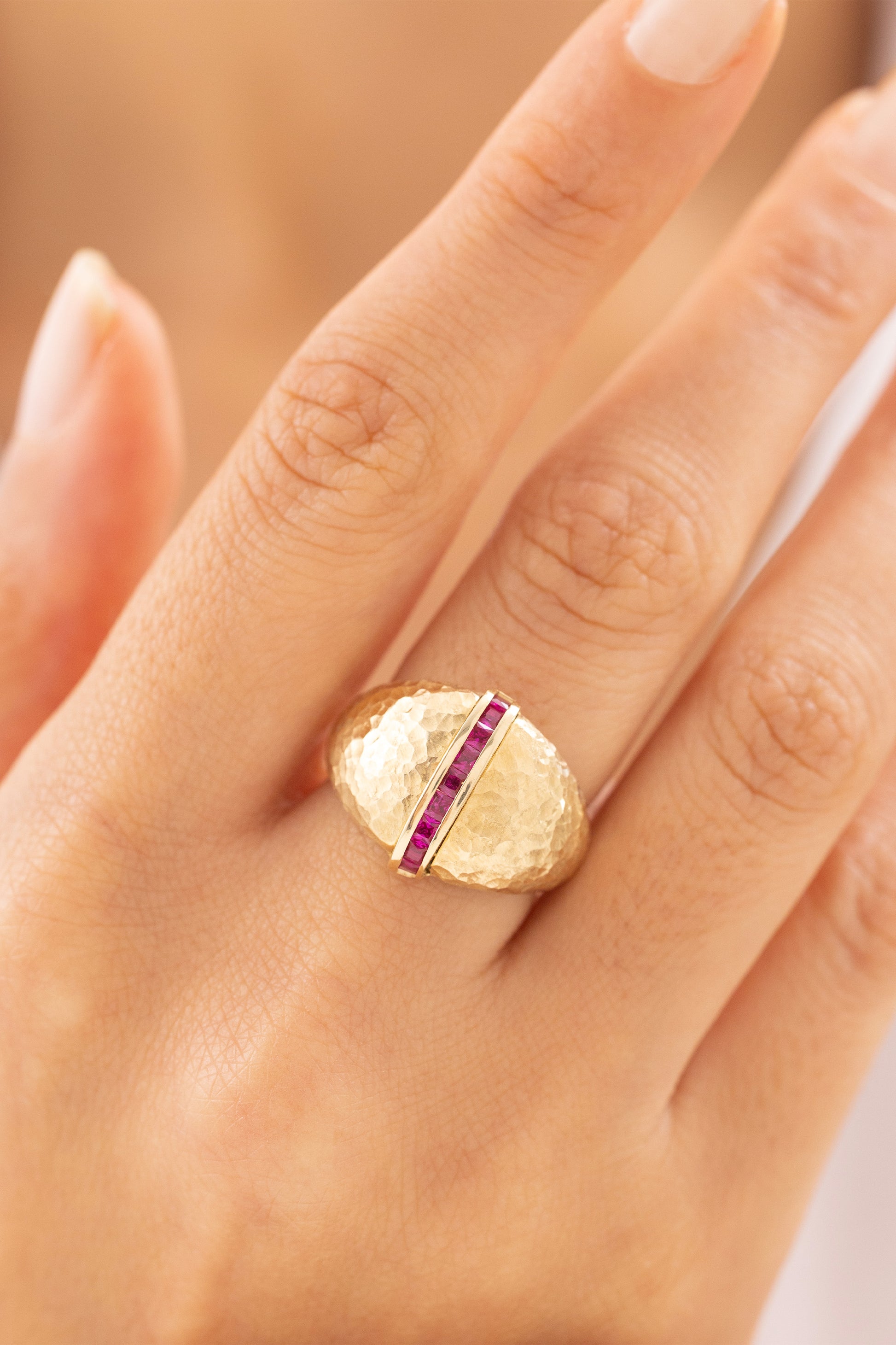 Cetaş Vintage Dövme Ruby Taşlı 14 Ayar Altın Yüzük