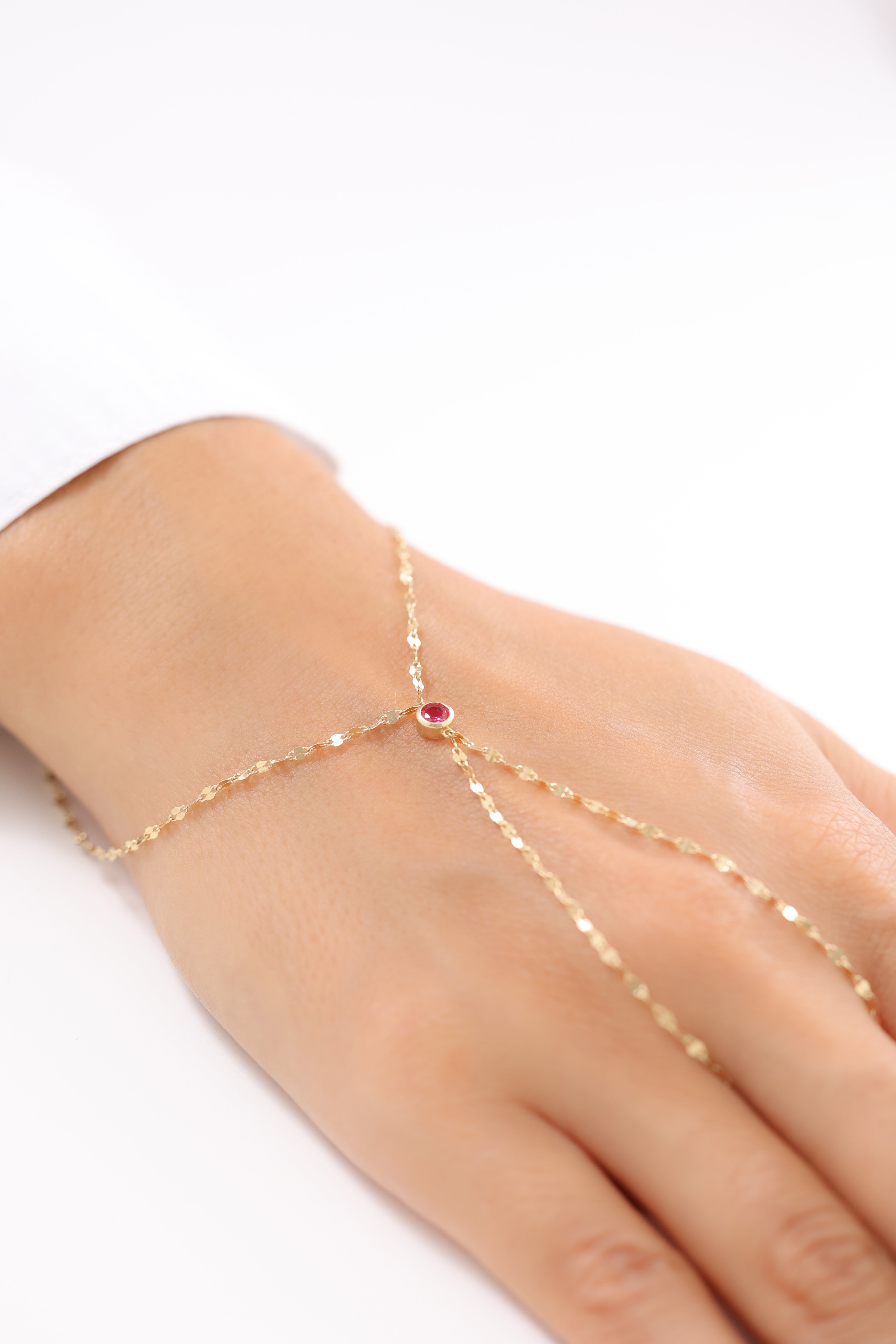 Pembe Oval Taşlı 14 Ayar Altın Şahmeran