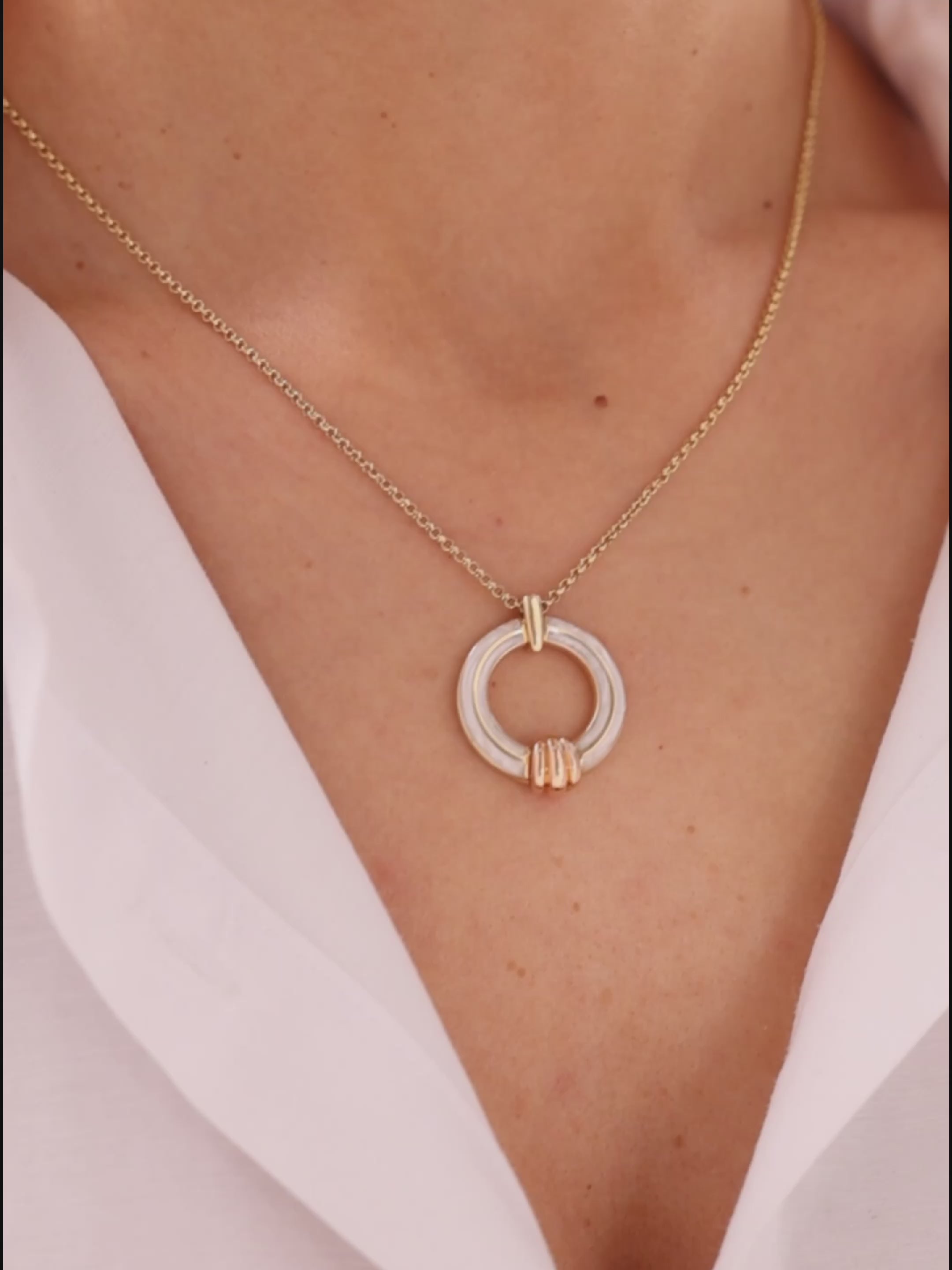 Cetaş Eterna Sedefli Altın Halkalı 14 Ayar Altın Kolye