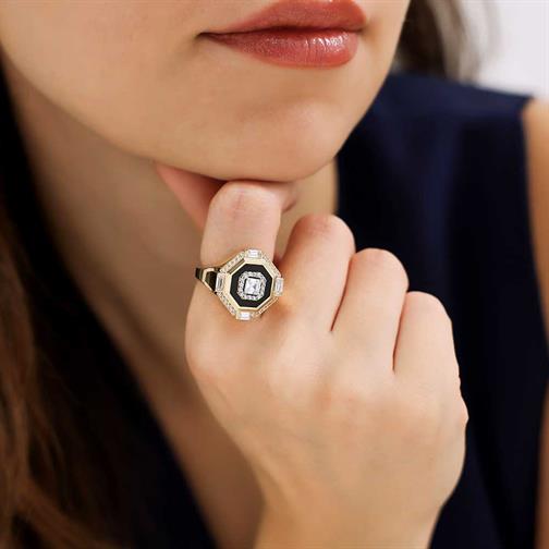 Siyah Mineli Baget Taşlı Tektaş Yüzük