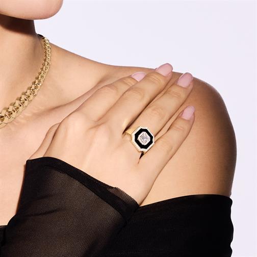 Siyah Mineli Taşlı Yüzük